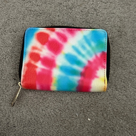 Colorful Peace Sign Wallet - Picture 2 of 3